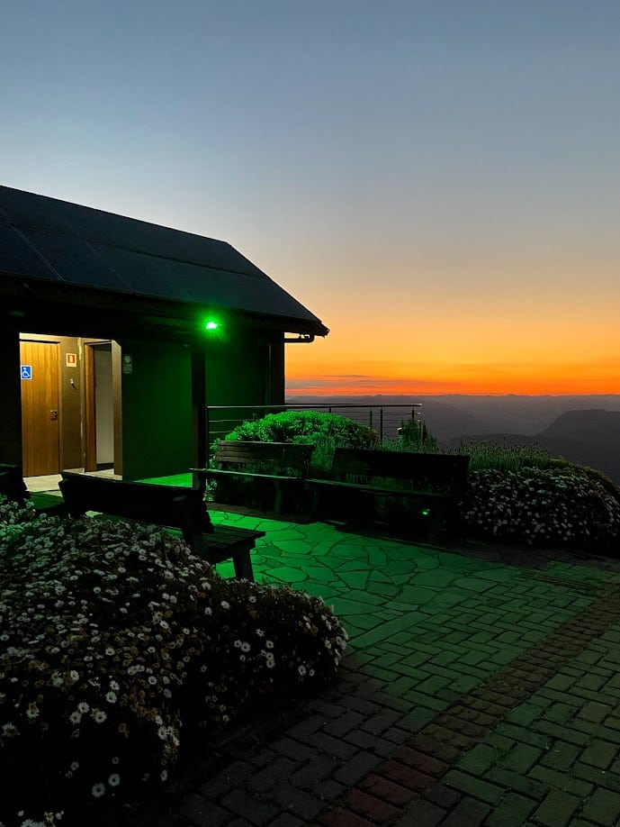 Pôs do sol no Ninho das àguias