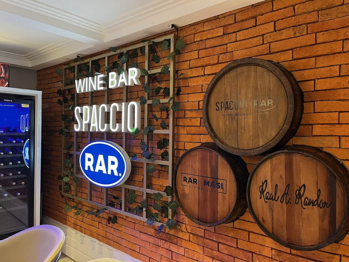 Wine bar